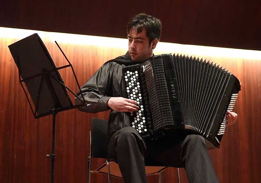 Acordió universal, amb Otavio Assis Brasil